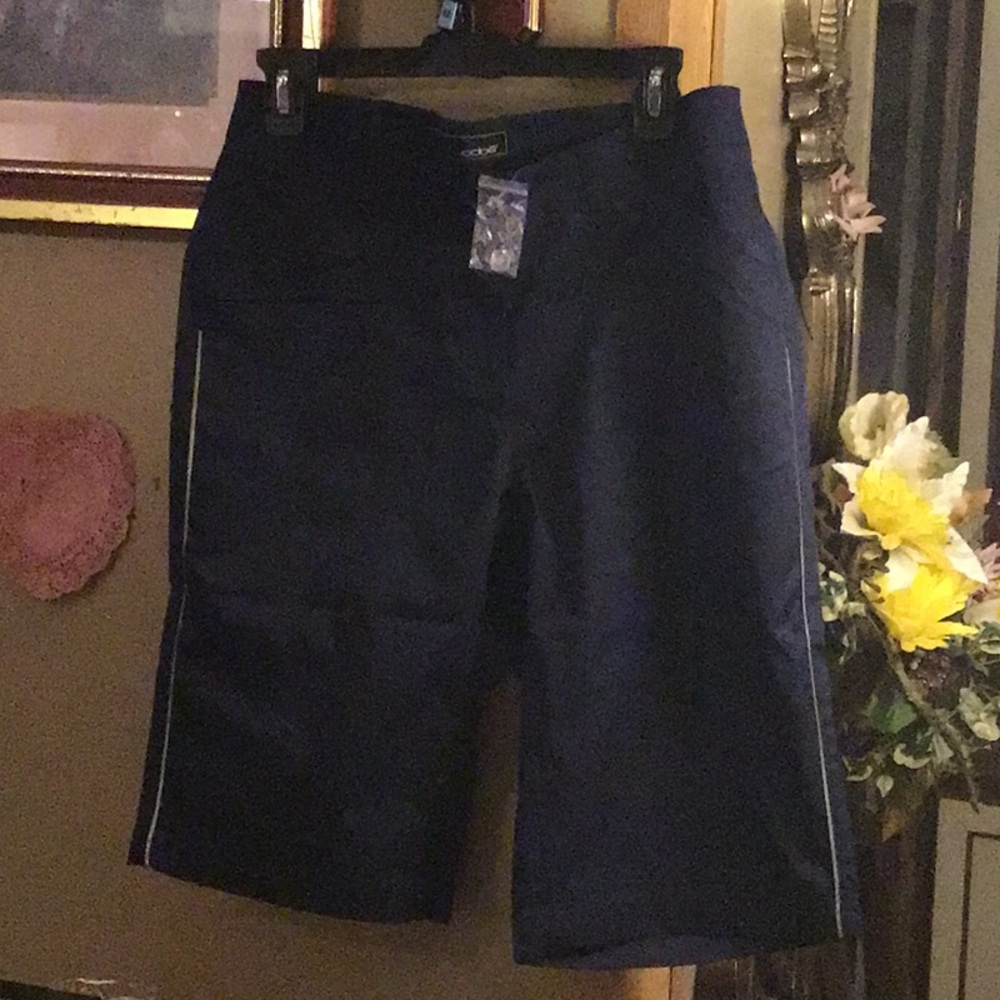 Blue Athletic Bermuda Shorts with Sturdy Fabric